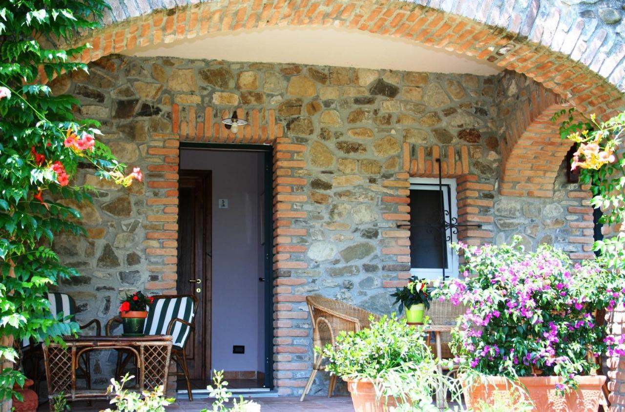 Il Casale Al Lavaggio Hotel Mulazzo ภายนอก รูปภาพ